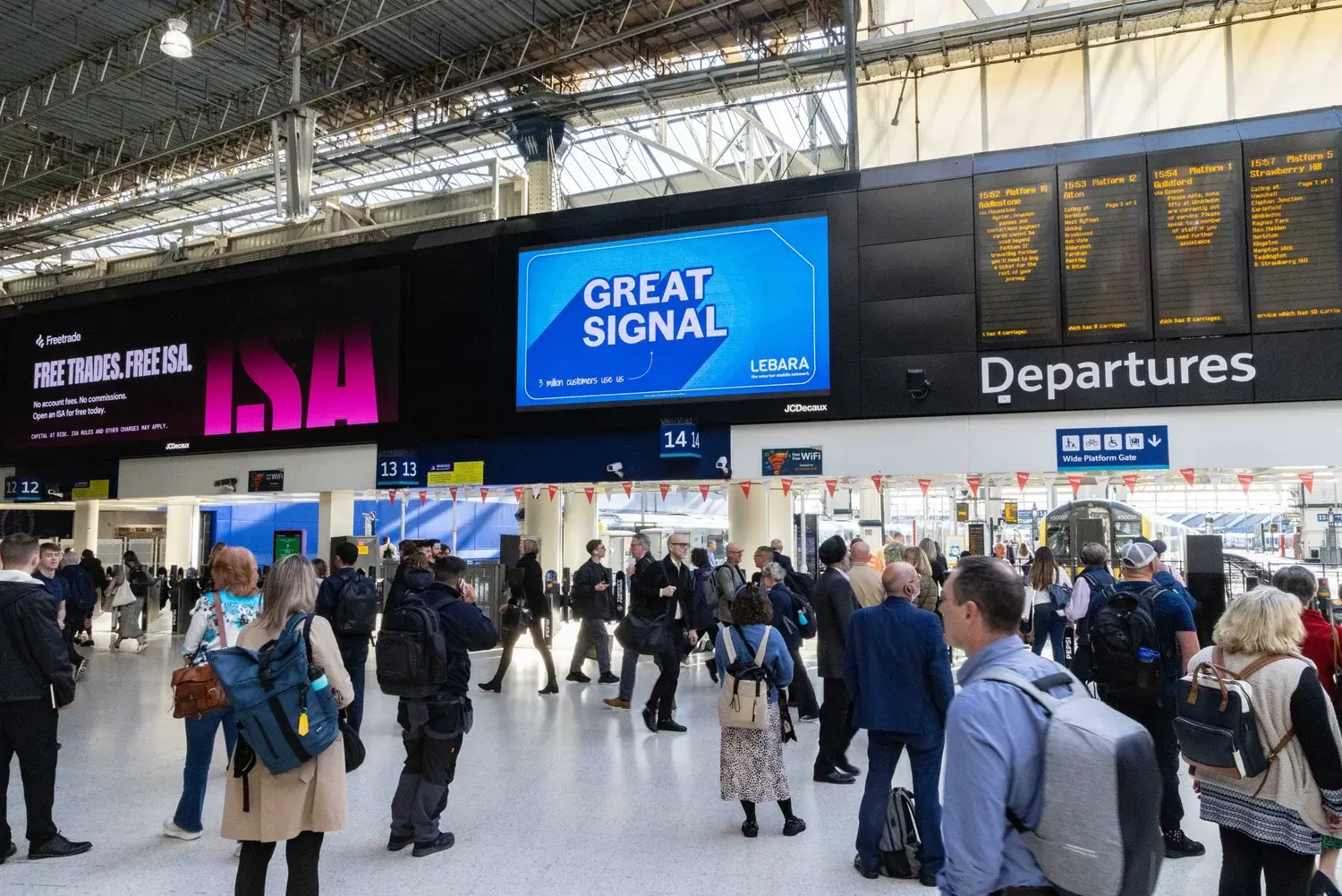 Lebara Great Signal Fast Data outdoor campaign in London, placement 1