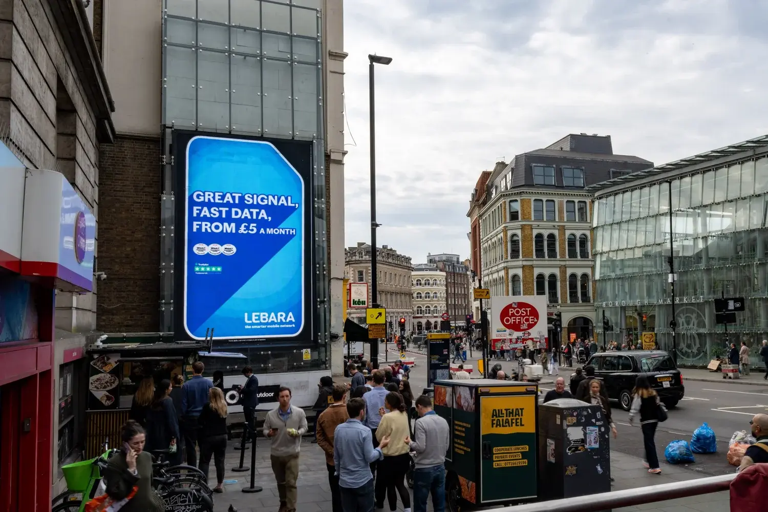 Lebara Great Signal Fast Data outdoor campaign in London, placement 19